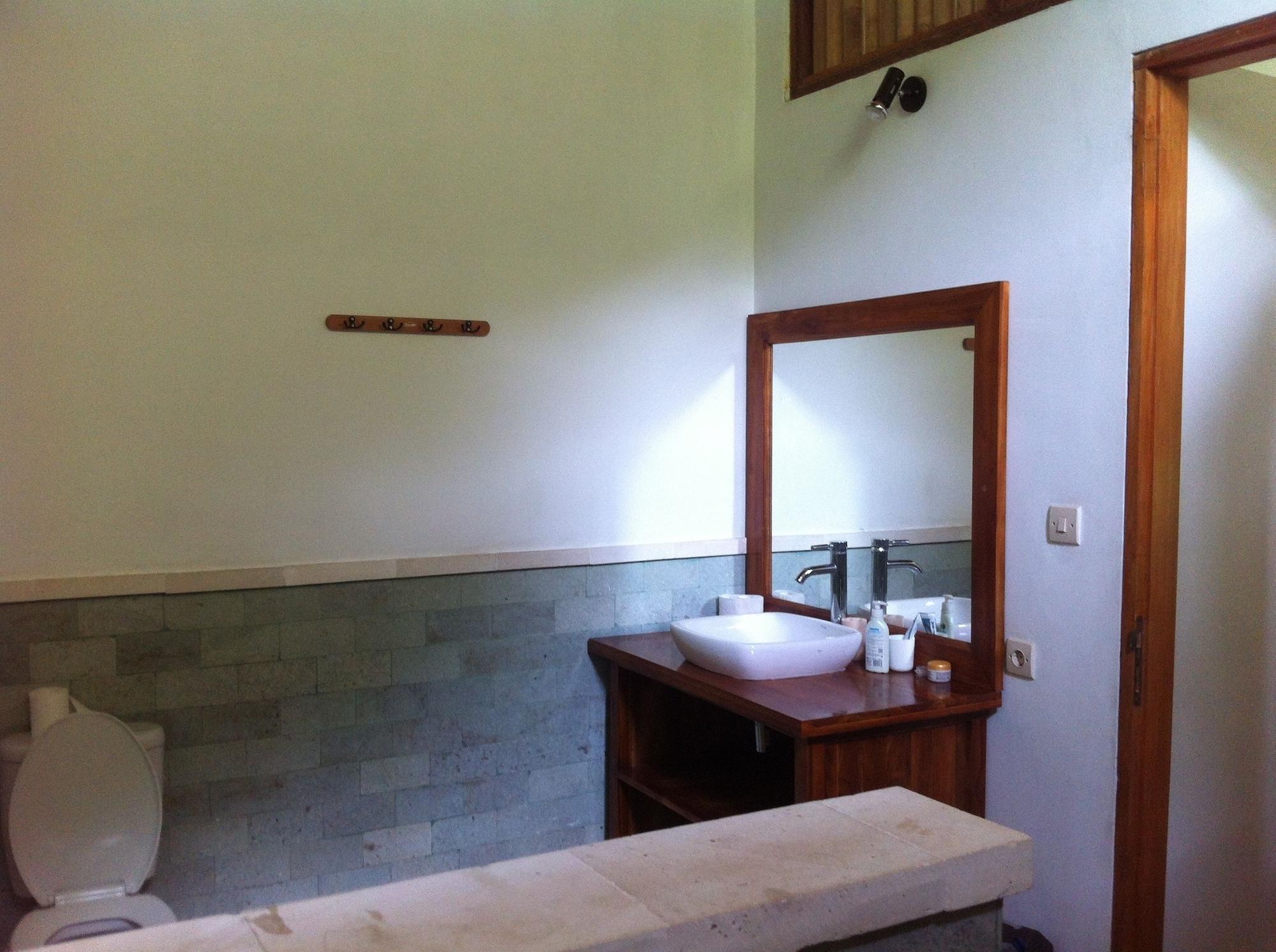 Sunia Loka Bungalows & Dive Center Pemuteran Eksteriør bilde