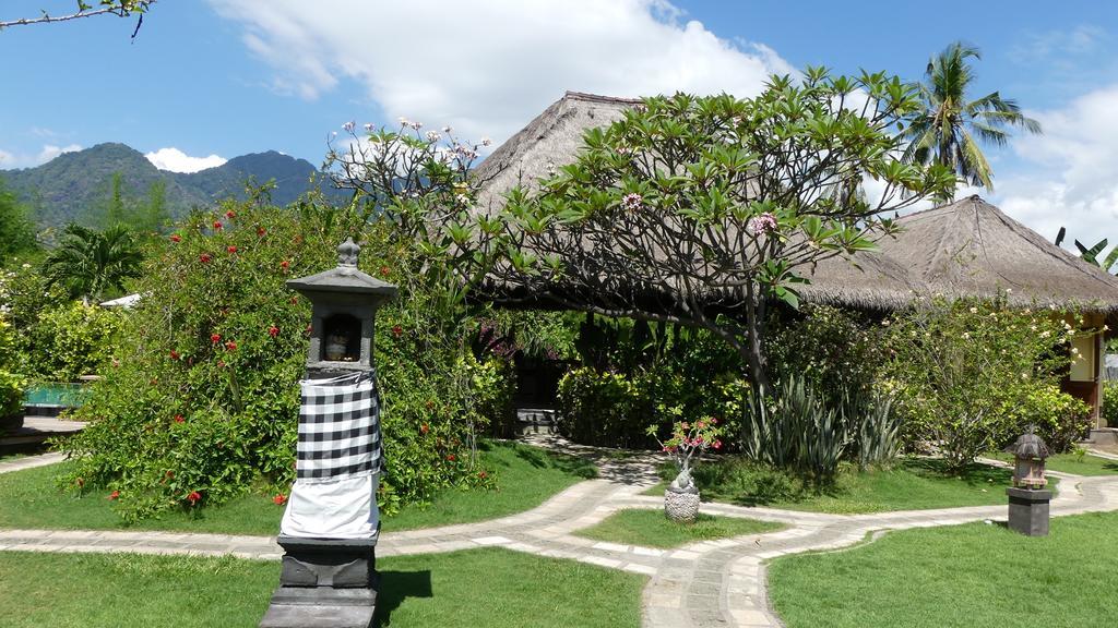 Sunia Loka Bungalows & Dive Center Pemuteran Eksteriør bilde